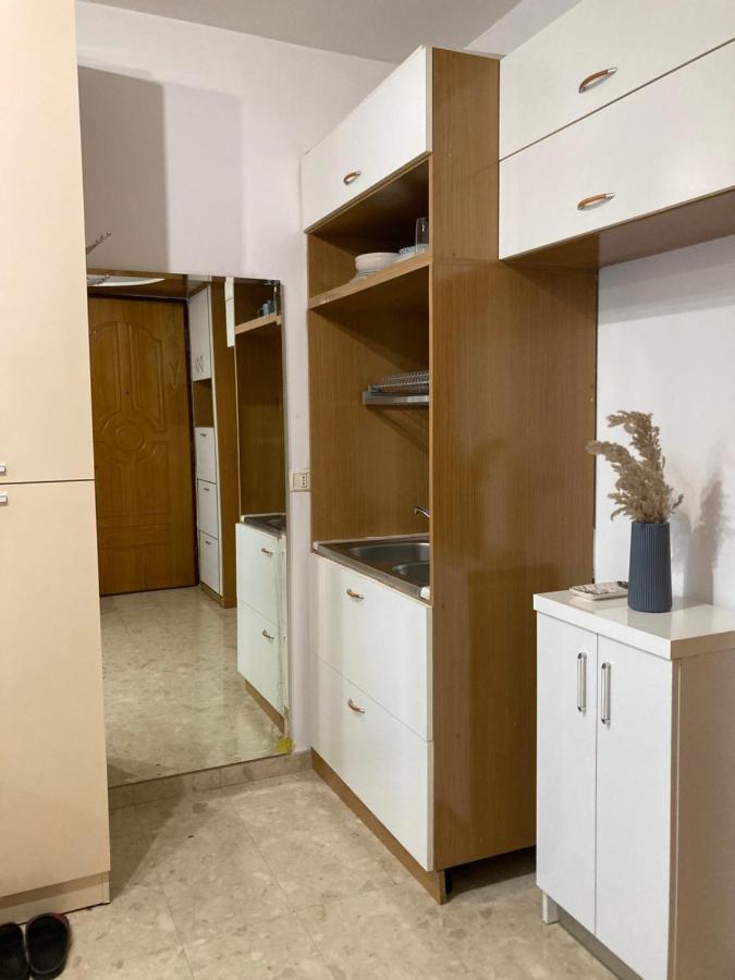 Piazza Center Studio Тирана Екстериор снимка