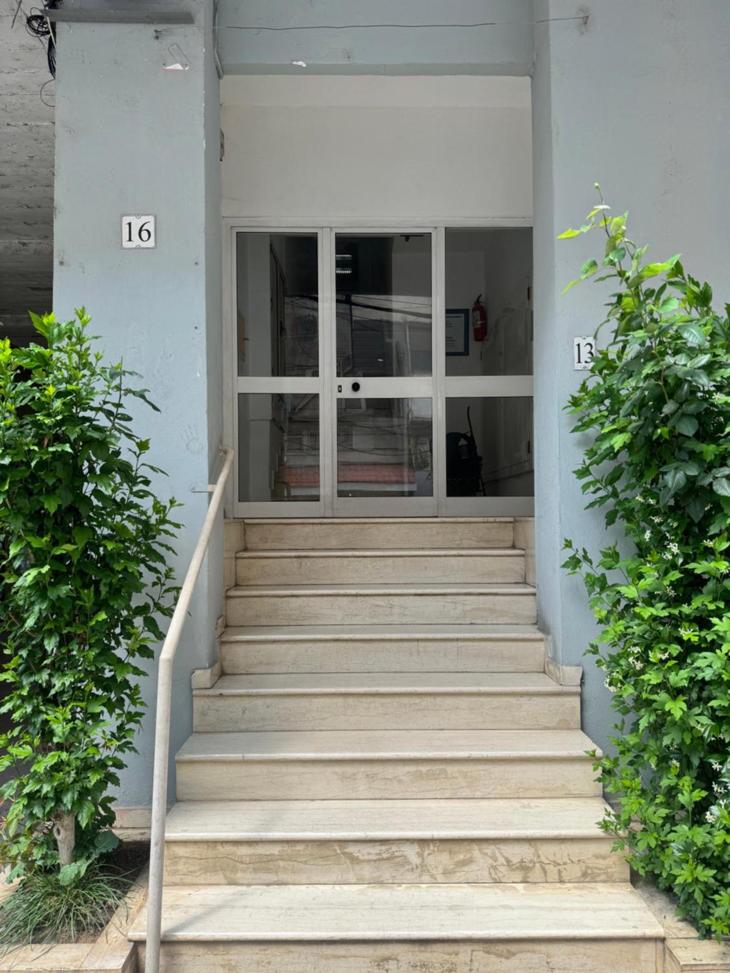 Piazza Center Studio Тирана Екстериор снимка